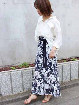 「FIGARO Paris（フィガロパリ）のアイテム（シャツ/ブラウス）」を使った、ayaさん（レディース・166cm）の春コーディネート