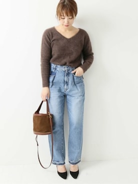 「リメイクデニム」｜「アイテム（ショルダーバッグ）」を使った、ayaさん（レディース・166cm）の秋コーディネート