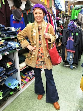 「70's」｜「アイテム（その他アウター）」を使った、古着屋FunnyFace♪Ladysさん（レディース・168cm）の冬コーディネート