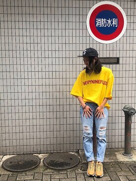 「Tシャツ」｜「アイテム（トップス、ゴールド系）」を使った、6LJStoreさん（レディース・156cm）の秋コーディネート