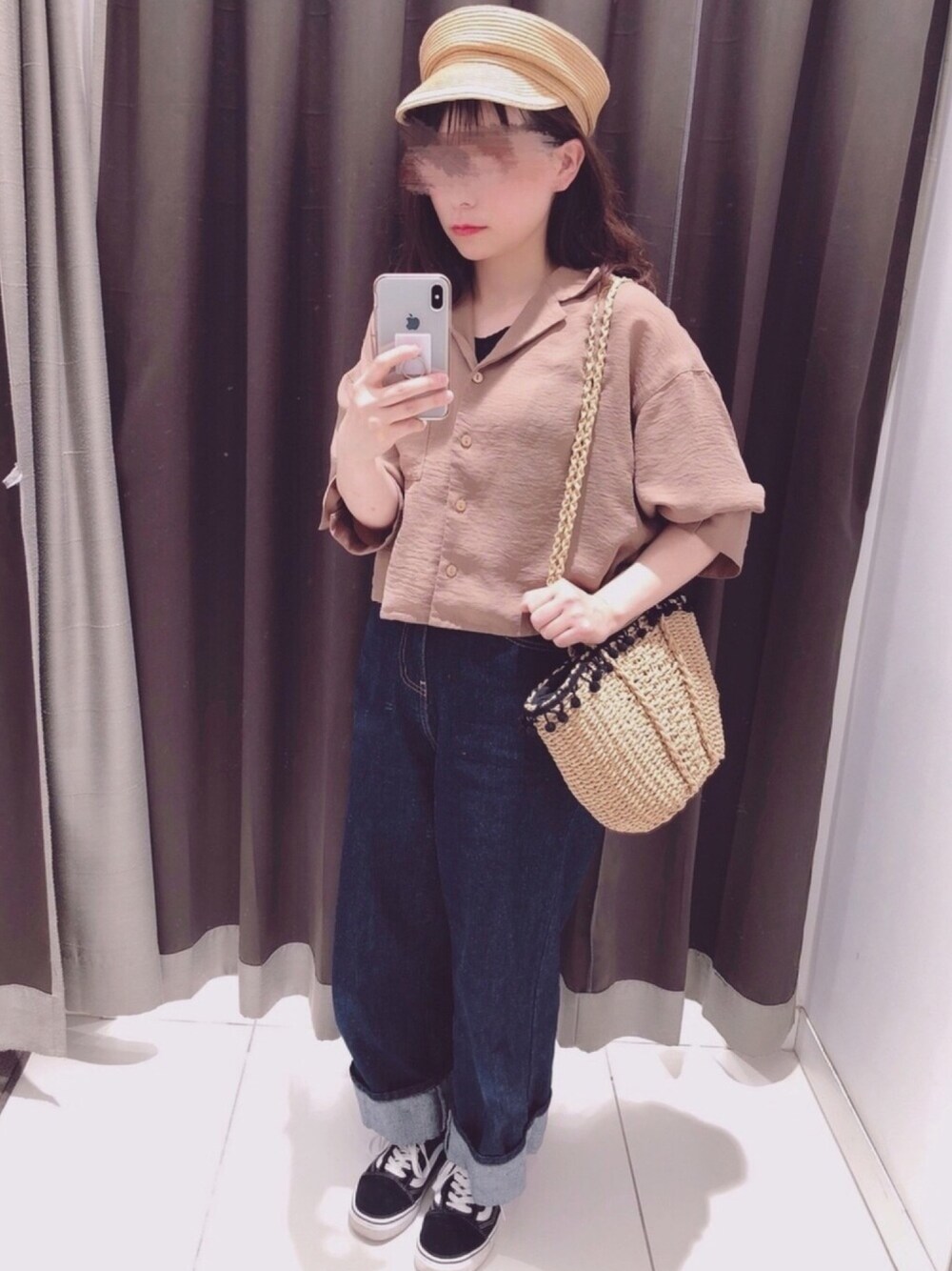 「シンプル、スニーカー、ゆるコーデ、春コーデ、ZARA、ワイドパンツ、カジュアル、かごバッグ、キャスケット、シャツスタイル」｜「Kastaneの開衿オーバーシャツ（シャツ/ブラウス、ベージュ系）」を使った、あゆさん（レディース・152cm）の春コーディネートの1枚目の写真