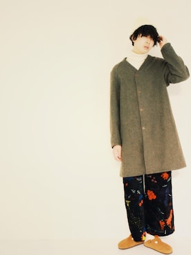 「グレーコート」｜「アイテム（その他アウター）」を使った、白さん（メンズ・177cm）の冬コーディネート