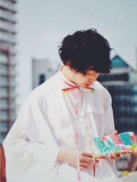 「ペイント」｜「アイテム（財布/小物）」を使った、白さん（メンズ・177cm）の春コーディネート