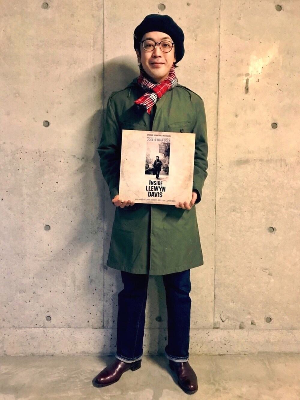 「京都、一乗寺、音楽フェス、the  Day of Pleasure、Inside Lewin Davis、コーエン兄弟、Dave Van Ronk、Bob Dylan、NYC、レトロ」｜「MAFTEIのアイテム（ブーツ、レッド系）」を使った、Ryugo Ichiiさん（メンズ・165cm）の冬コーディネートの1枚目の写真