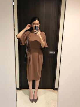 「qualite（カリテ）のダブルクロスカットワンピース（ワンピース）」を使った、RUIさん（レディース・165cm）の秋コーディネート