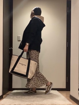 「BALENCIAGA」｜「アイテム（ブルゾン）」を使った、RUIさん（レディース・165cm）の春コーディネート