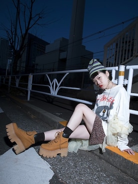 「Jeffrey Campbell（ジェフリーキャンベル）のアイテム（ブーツ）」を使った、Jeffrey Campbell OFFICIALさん（レディース・157cm）の春コーディネート
