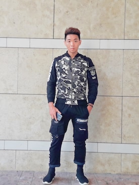 「--（--）のアイテム（パンツ）」を使った、波斯巴達さん（メンズ・174cm）の秋コーディネート