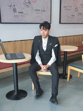 波斯巴達さんのコーディネート