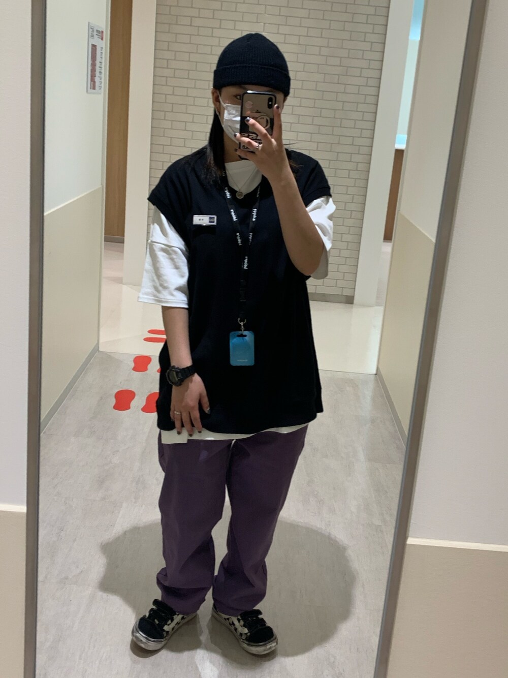 「ラクチンコーデ、シェフパンツ、GU、ラフ、カジュアル、低身長コーデ、おしゃれさんと繋がりたい、いいね、save、フォローお願いします🤑、紫、ビッグシルエット」｜「ALANDのアイテム（帽子、ブラック系）」を使った、라이(22)さん（レディース・153cm）の春コーディネートの1枚目の写真