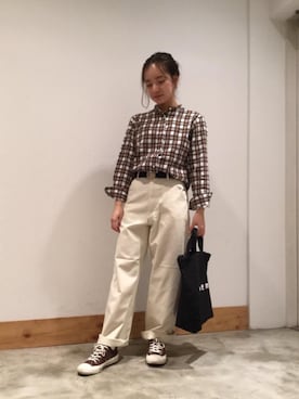「SMITH'S（スミス）のアイテム（パンツ）」を使った、coen KARENさん（レディース・157cm）の夏コーディネート