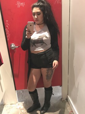 Liana  Christineさんのコーディネート