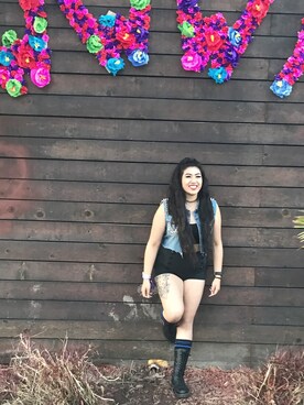 Liana  Christineさんのコーディネート