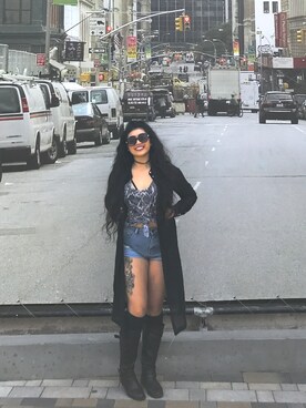 Liana  Christineさんのコーディネート