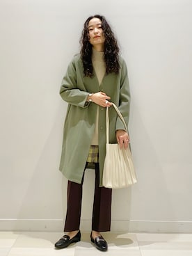 「プリーツバッグ」｜「アイテム（その他アウター）」を使った、YUKARIさん（レディース・169cm）の秋コーディネート