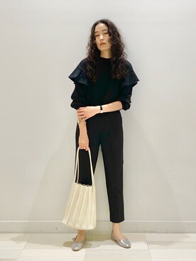 「シルバーシューズ」｜「アイテム（スウェット）」を使った、YUKARIさん（レディース・169cm）の秋コーディネート