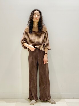 「袖ボリューム」｜「アイテム（モカシン/デッキシューズ）」を使った、YUKARIさん（レディース・169cm）の秋コーディネート