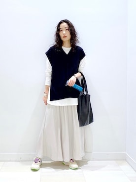 「アイテム（折りたたみ傘）」を使った、YUKARIさん（レディース・169cm）の春コーディネート