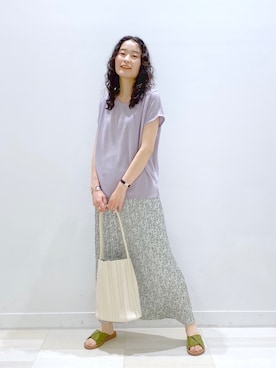 「プリーツバッグ」｜「アイテム（その他）」を使った、YUKARIさん（レディース・169cm）の春コーディネート