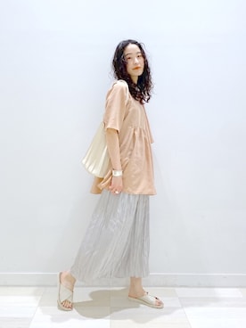 「プリーツバッグ」｜「アイテム（その他）」を使った、YUKARIさん（レディース・169cm）の夏コーディネート
