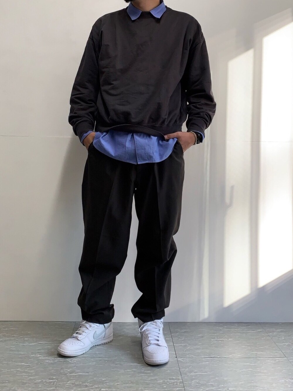 「大人カジュアル、シンプルコーデ、今日のコーデ、リラックススタイル、UNIQLO U、AURALEE、nike dunk、秋コーデ、ストリート、相互フォロー」｜「NIKEのアイテム（スニーカー、ホワイト系）」を使った、wear_hirokiさん（メンズ・173cm）の秋コーディネートの1枚目の写真