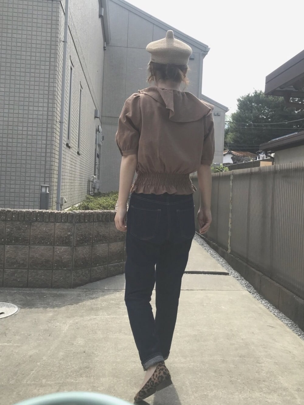 「夏、秋のカフェオレコーデ」｜「kaorinomoriのアイテム（キャスケット、ベージュ系）」を使った、azさん（レディース・155cm）の夏コーディネートの1枚目の写真
