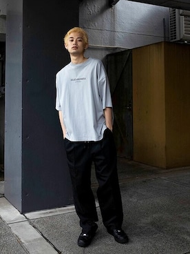 「SILAS（サイラス）のアイテム（Tシャツ/カットソー）」を使った、SILASさん（メンズ・180cm）の夏コーディネート