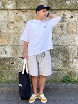 「SILAS（サイラス）のアイテム（Tシャツ/カットソー）」を使った、SILASさん（メンズ・180cm）の夏コーディネート