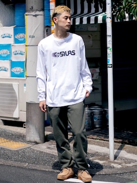 「SILAS（サイラス）のアイテム（Tシャツ/カットソー）」を使った、SILASさん（メンズ・180cm）の秋コーディネート