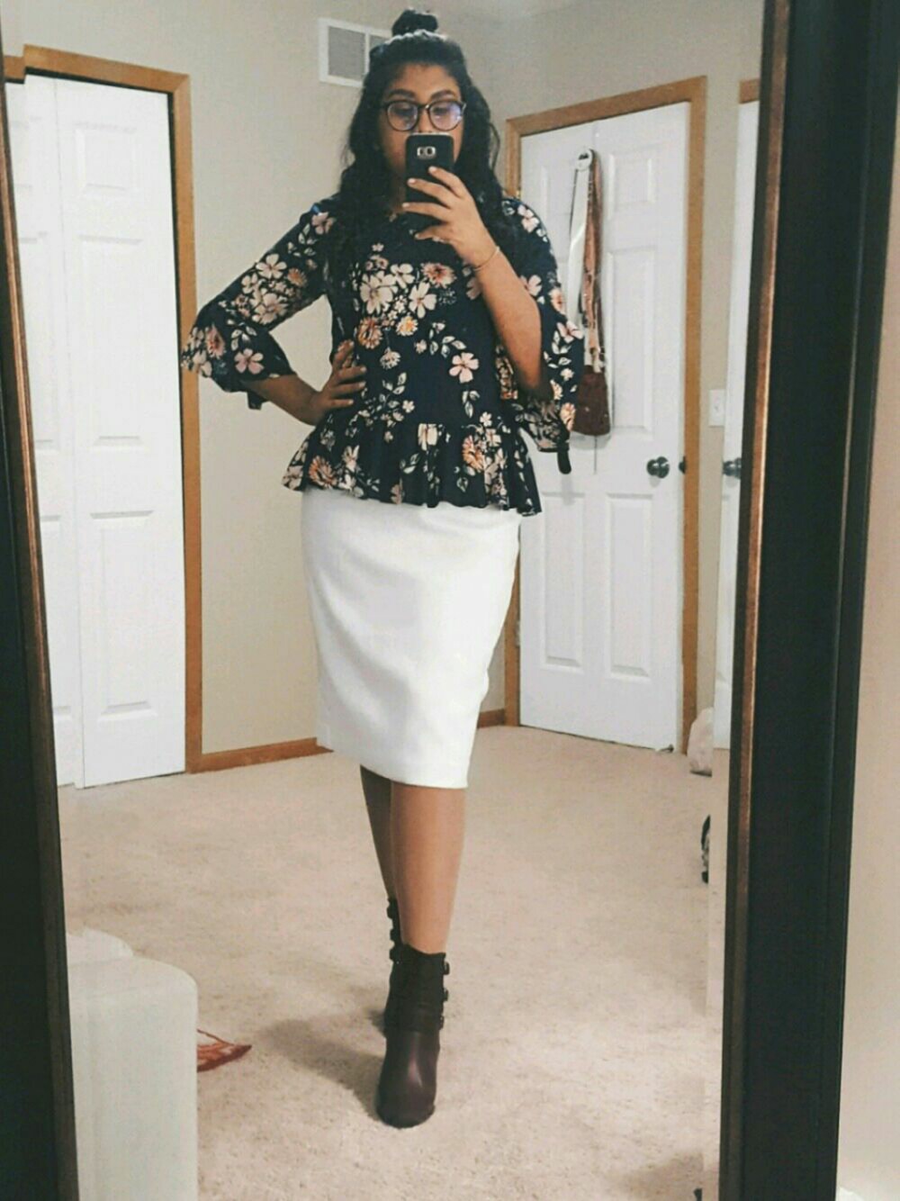 「outfit、springstlye、floral」｜「forever21のアイテム（ブーツ、パープル系）」を使った、xxkitkatzzさん（レディース・175cm）の春コーディネートの1枚目の写真