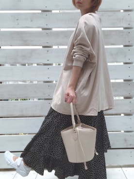 「reca（レカ）のゆったりラフな着心地◆超ビッグシルエットカットソー（Tシャツ/カットソー）」を使った、saoさん（レディース・156cm）の春コーディネート