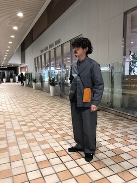 「URBAN RESEARCH（アーバンリサーチ）のアイテム（チノパンツ）」を使った、小熊さん（メンズ・160cm）の春コーディネート