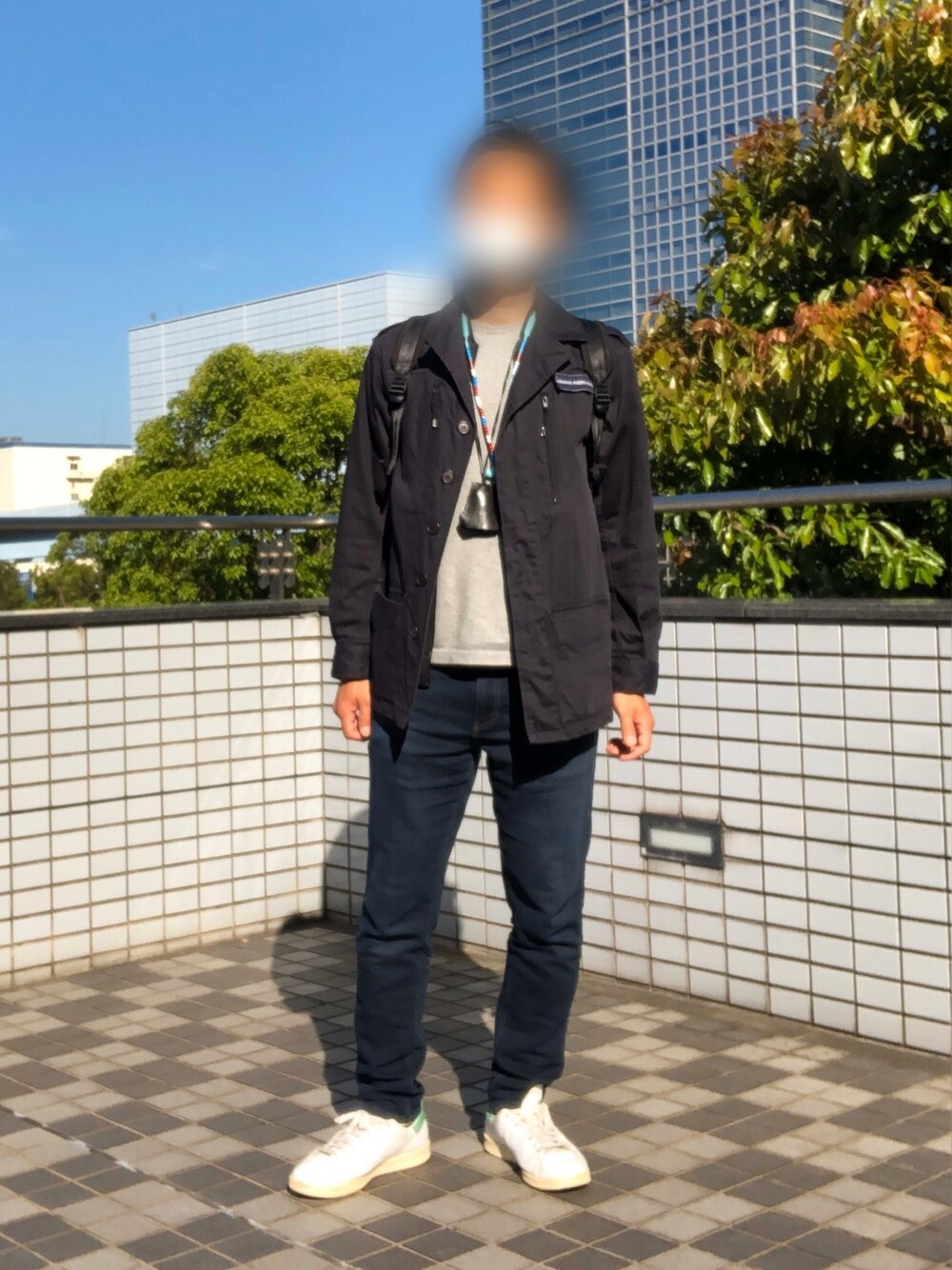 「アパレルスタッフ、お洒落さんとつながりたい、カジュアル、出勤、ラフ、いつもの感じ、いいてんき☀️、医療従事者様へ最大限の敬意を表します」｜「NIKEのアイテム（Tシャツ/カットソー、グレー系）」を使った、rsskさん（メンズ・173cm）の春コーディネートの1枚目の写真