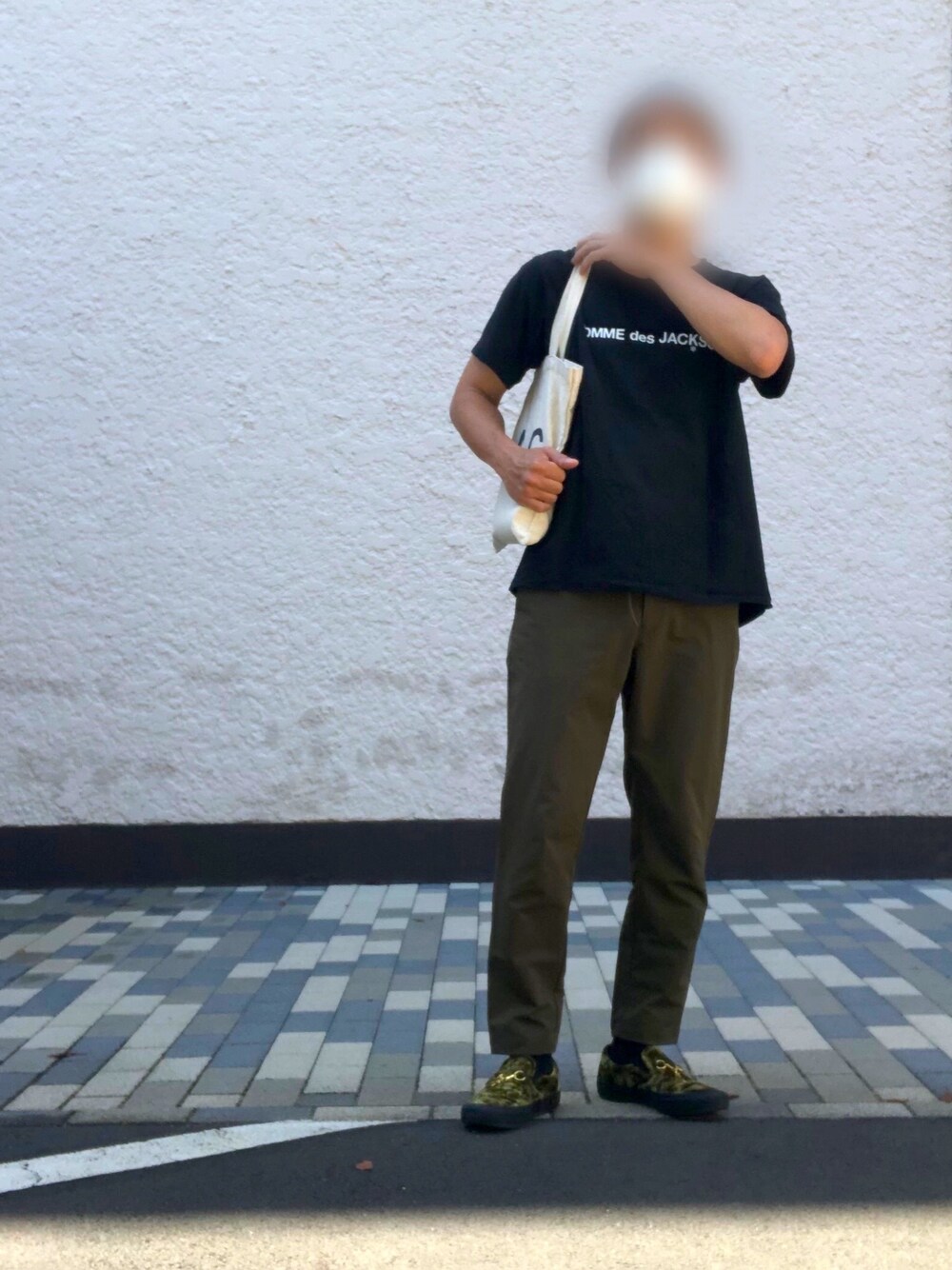 「トートバッグ、エコバッグ、夏コーデ、ラフ」｜「Needlesのvansのコラボです。（スリッポン、グリーン系）」を使った、rsskさん（メンズ・173cm）の春コーディネートの1枚目の写真