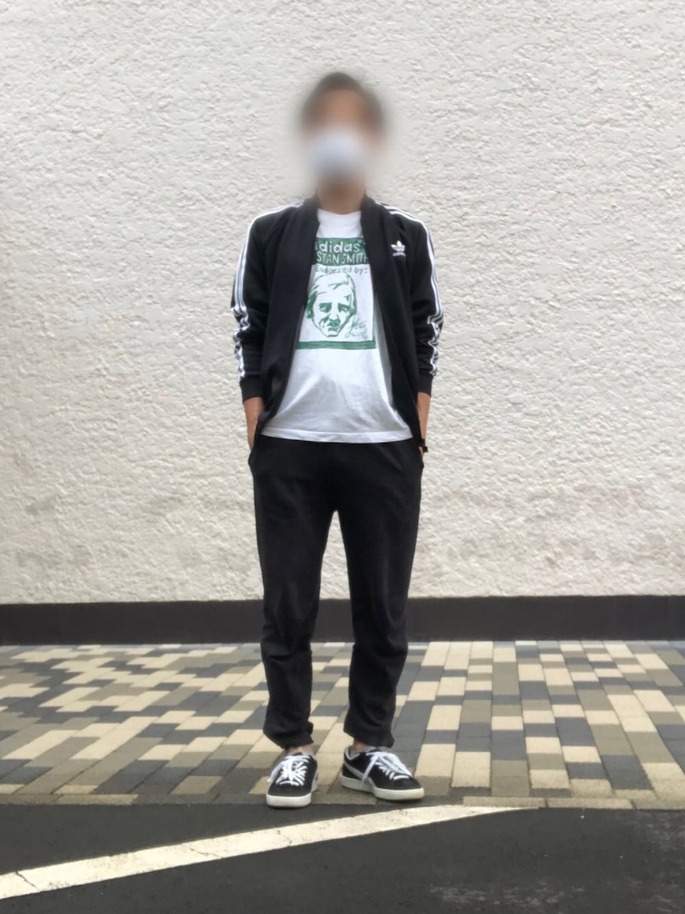 「休日スタイル、ゆるコーデ、ヨンス、ATP、adidas」｜「cloudy cloudyの＜CLOUDY CLOUDY＞ SWEAT PANTS/パンツ◆（その他パンツ、ブラック系）」を使った、rsskさん（メンズ・173cm）の春コーディネートの1枚目の写真