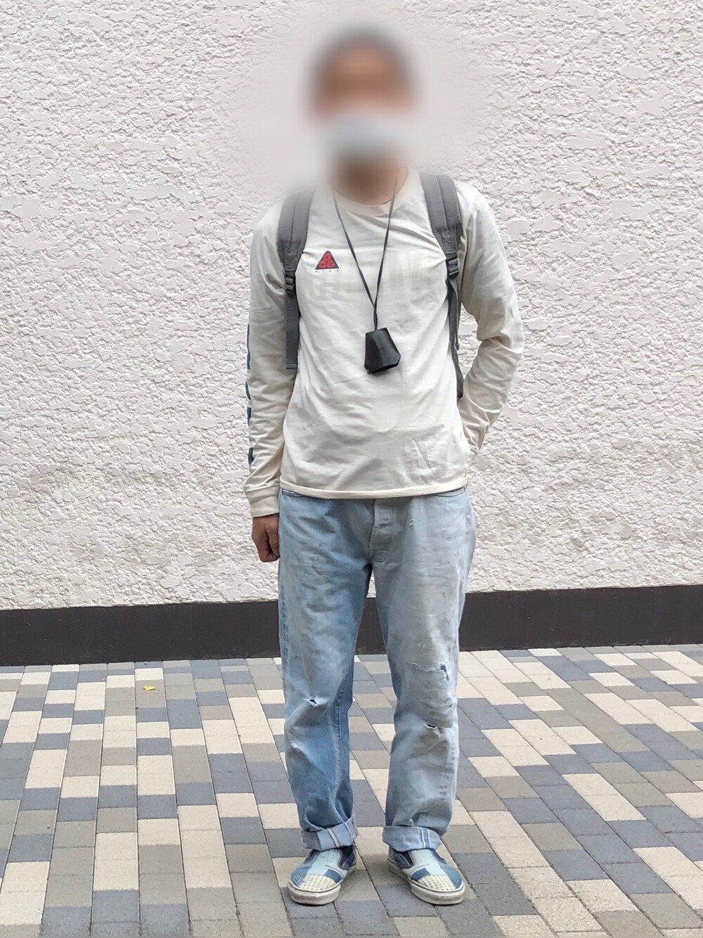「娘撮影、古着MIX、おしゃれさんと繋がりたい、オトナカジュアル、90'sスタイル」｜「NIKE ACGのアイテム（Tシャツ/カットソー、ホワイト系）」を使った、rsskさん（メンズ・173cm）の春コーディネートの1枚目の写真