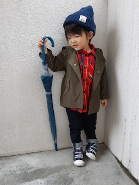 「アイテム（ニットキャップ/ビーニー、ブルー系）」を使った、にゃごさん（キッズ・90cm）の冬コーディネート
