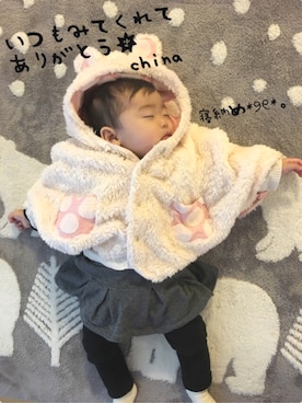 「赤ちゃん」｜「アイテム（ポンチョ）」を使った、chinaさん（キッズ・70cm）の冬コーディネート