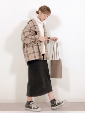 「Honeys（ハニーズ）のアイテム」を使った、UMIさん（レディース・165cm）の秋コーディネート