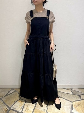 PourVous　STAFFさんのコーディネート