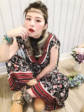 「red」｜「アイテム（オールインワン・サロペット）」を使った、小野坂雅🇹🇼さん（レディース・155cm）の夏コーディネート