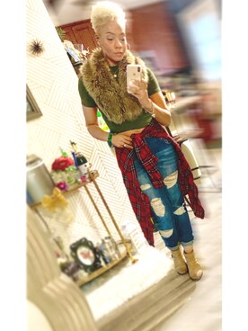 Shanel Nicoleさんのコーディネート