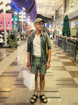 「ROXY（ロキシー）のアイテム（帽子）」を使った、Bean Fangさん（メンズ・173cm）の冬コーディネート
