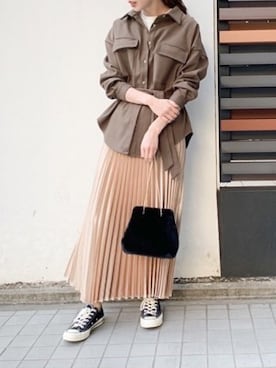 「アイテム（ライダースジャケット、グリーン系）」を使った、Haraさん（レディース・165cm）の春コーディネート