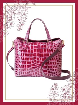 「LEATHER JEWELS（レザージュエル）のアイテム（トートバッグ、レッド系）」を使った、Camellia  Rouguさん（レディース）の冬コーディネート