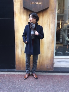 「アイテム（チノパンツ、グレー系）」を使った、かっしーさん（メンズ・173cm）の冬コーディネート