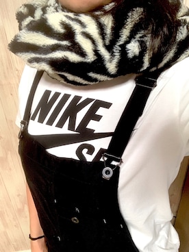 「nike sb 」｜「アイテム（オールインワン・サロペット）」を使った、charさん（レディース・167cm）の秋コーディネート