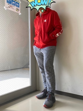 「Champion（チャンピオン）のアイテム（その他アウター）」を使った、ヨサさん（メンズ・165cm）の冬コーディネート