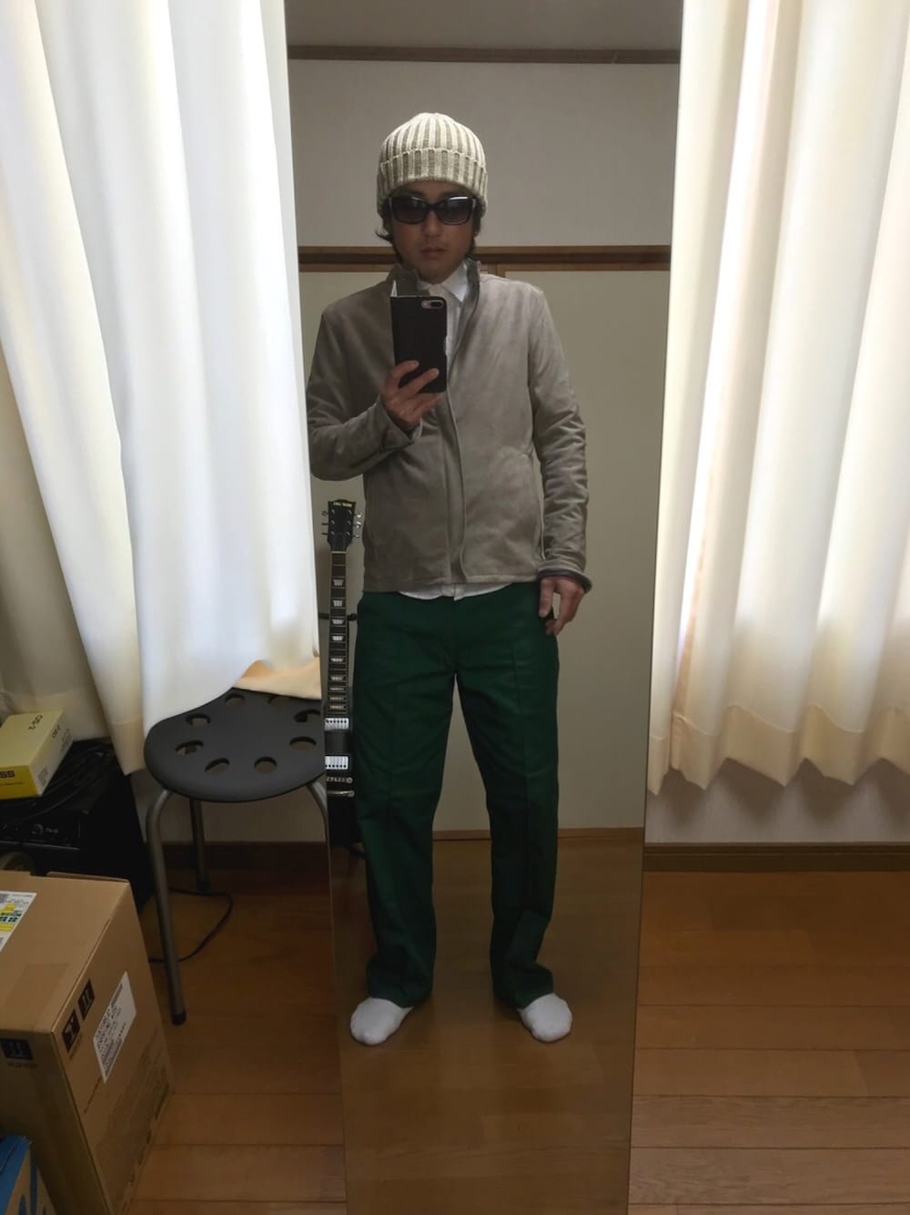 「no brandのアイテム（ニットキャップ/ビーニー、ベージュ系）」を使った、kenさん（メンズ・173cm）の春コーディネートの1枚目の写真