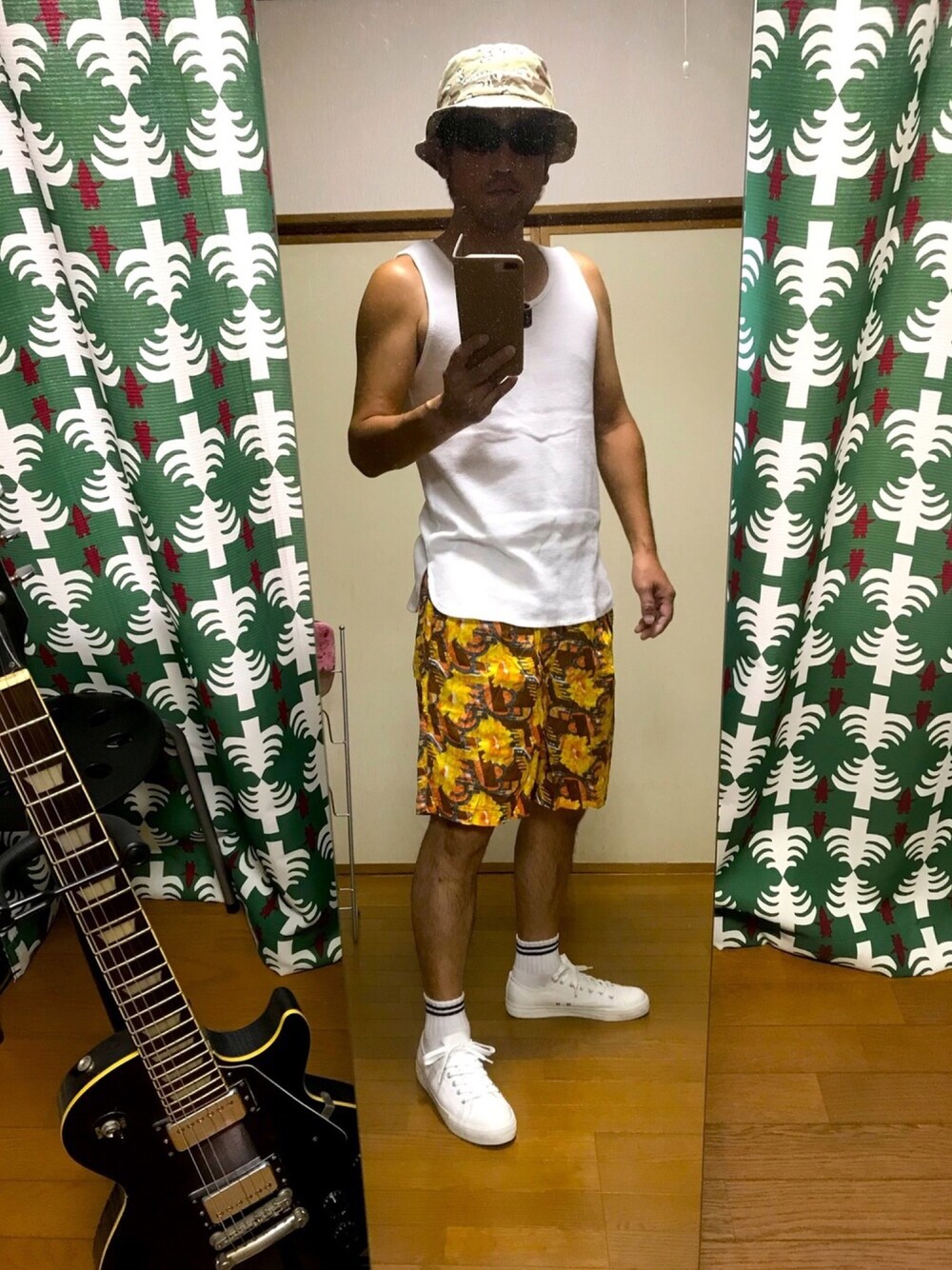 「BACK NUMBERの【BACK NUMBER】タンクトップ （タンクトップ、ホワイト系）」を使った、kenさん（メンズ・173cm）の夏コーディネートの1枚目の写真